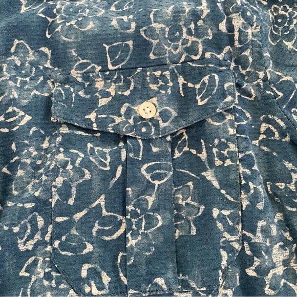Lauren Ralph Lauren Denim Blue Floral Top - Picture 7 of 10